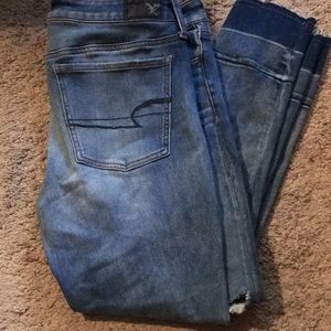 American eagle super stretch knee cut